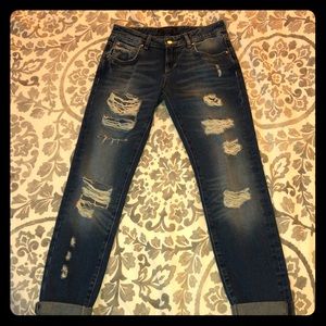 Zara women’s ripped jeans